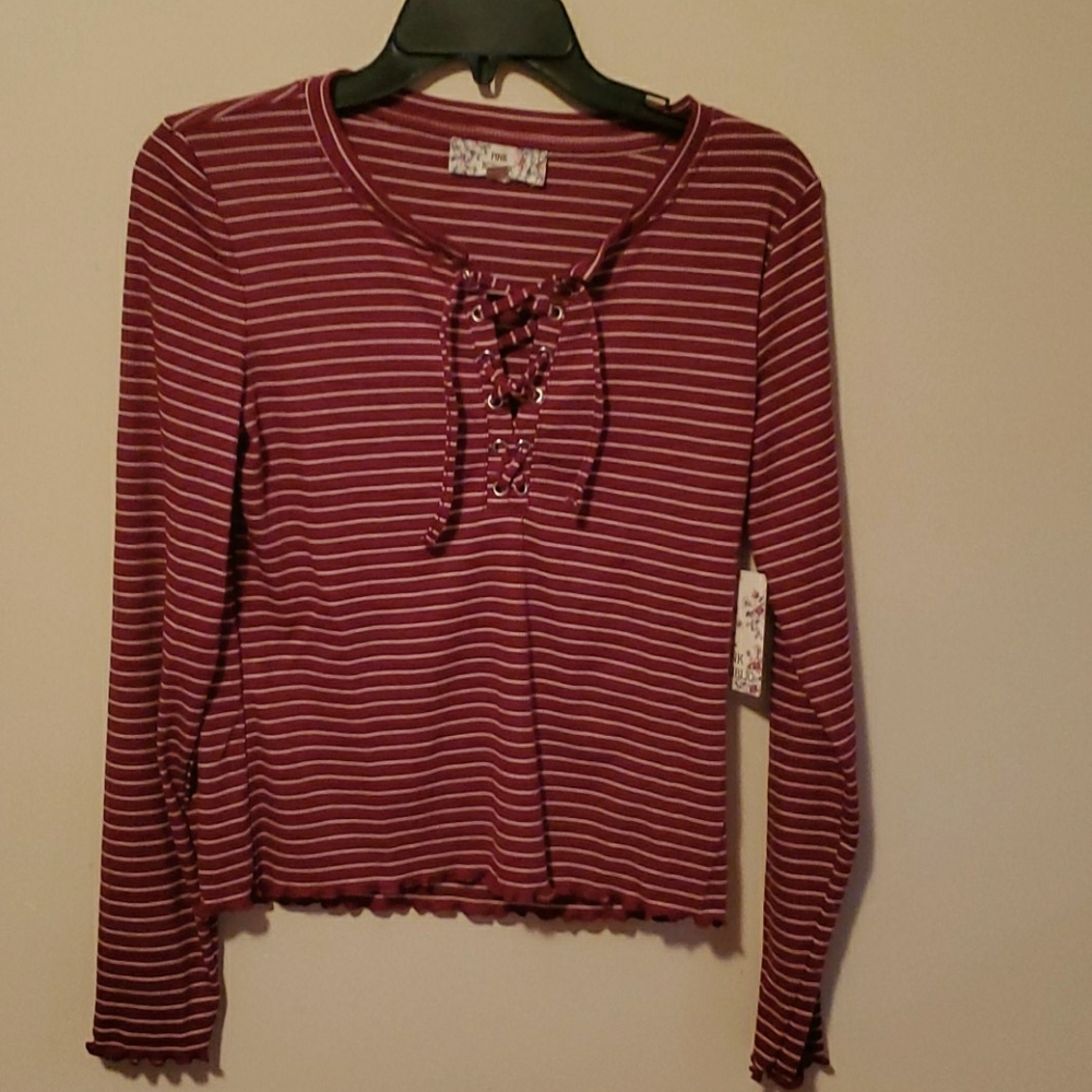 NWT adorable long sleeve top